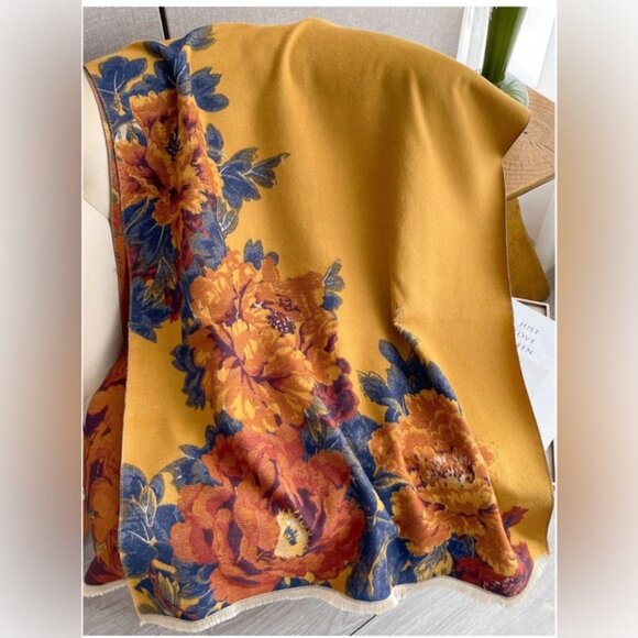 Floral Pattern  Thick Warm Shawl, Scarf - Picture 3 of 4